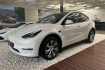 Tesla Model Y  Model y lr dual awd pano+stdhz+navi+led+acc+19?