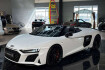 Audi R8  5.2fsi performance black&white capristo 230t?