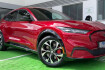 Ford Mustang Mach-E  Mustang mach e bev standart range automatik allrad m. navigationssystem  sync  vielen assistenzsystemen  freisprecheinrichtung  uvm.